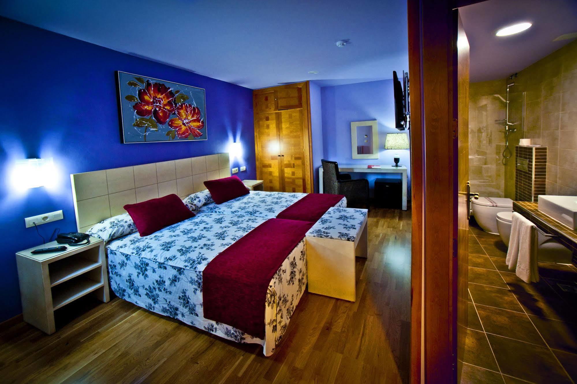 Condes De Castilla 3*