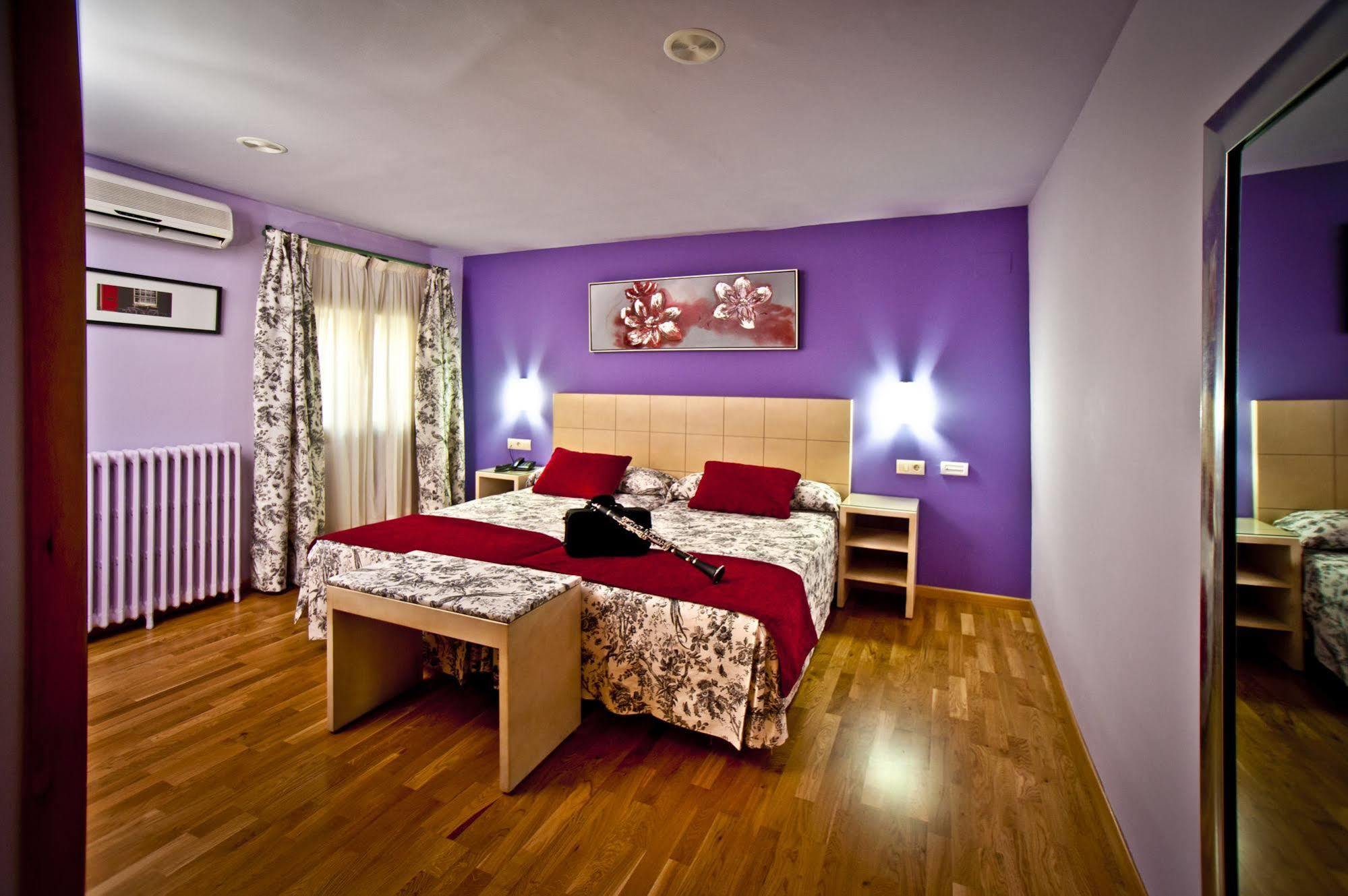 Hotel Condes De Castilla